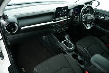 https://vehicle-cdn.autoleague.cloud/30641_U513588_26.jpg