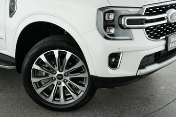 https://vehicle-cdn.autoleague.cloud/30641_U513615_2.jpg