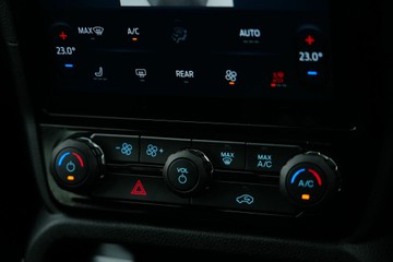 https://vehicle-cdn.autoleague.cloud/30641_U513615_22.jpg