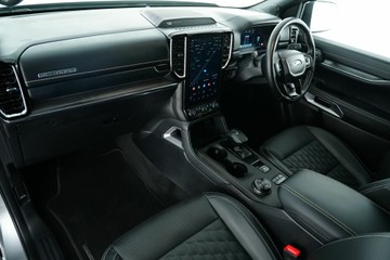 https://vehicle-cdn.autoleague.cloud/30641_U513616_25.jpg