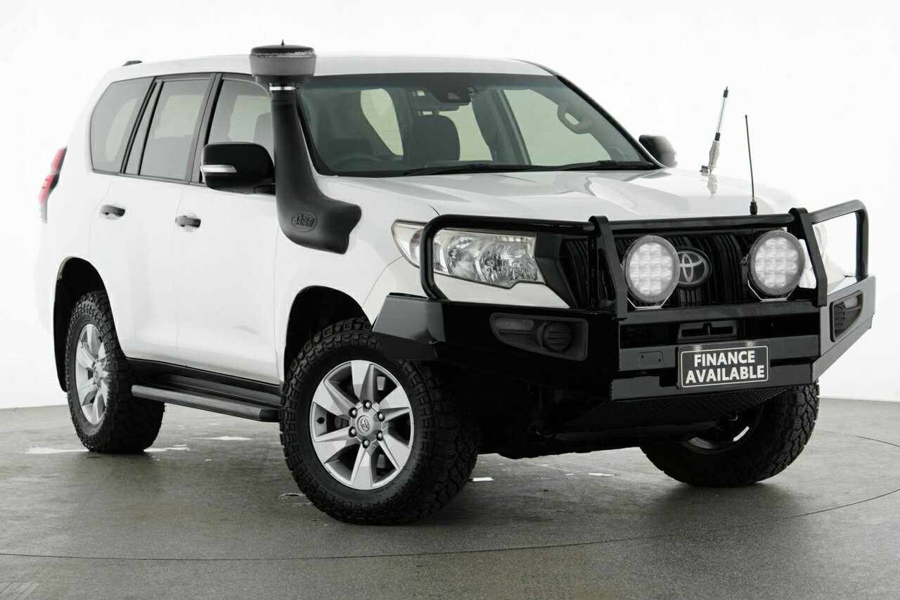 Toyota Landcruiser Prado image 1