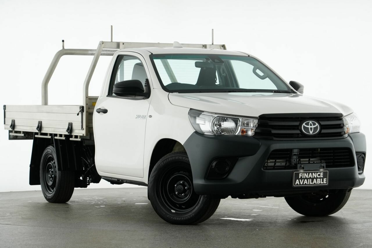 Toyota Hilux image 1