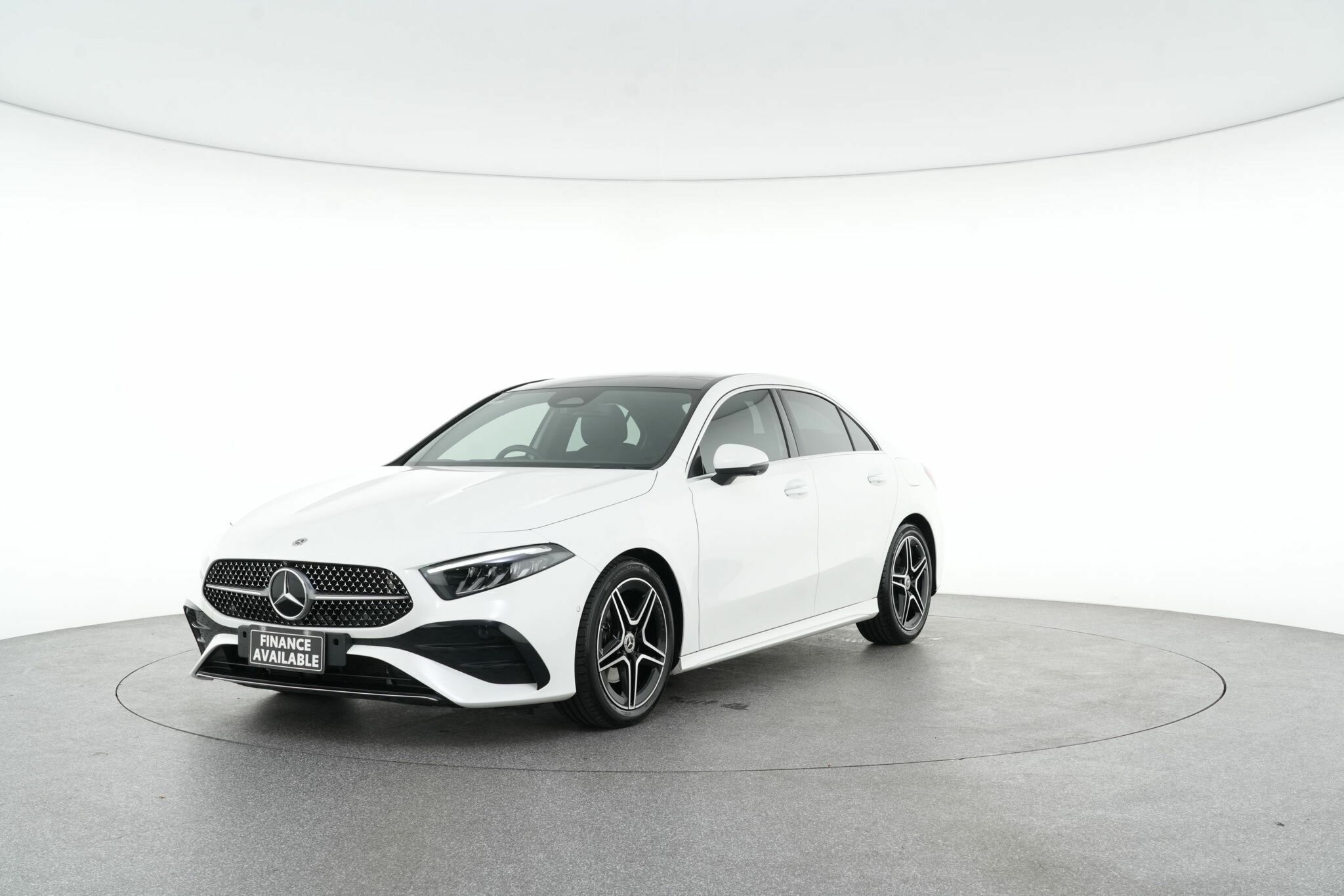 Mercedes Benz A-class image 4