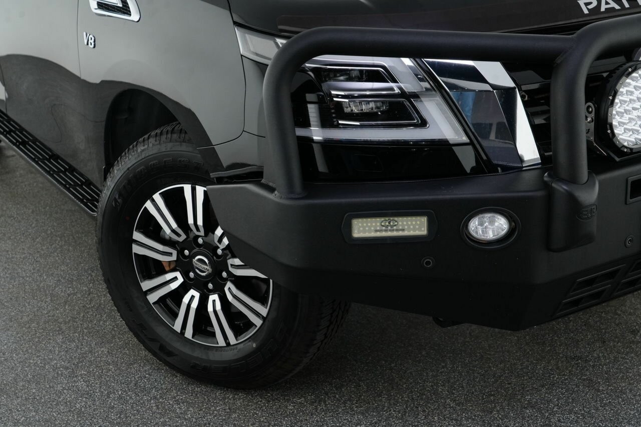 Nissan Patrol image 2