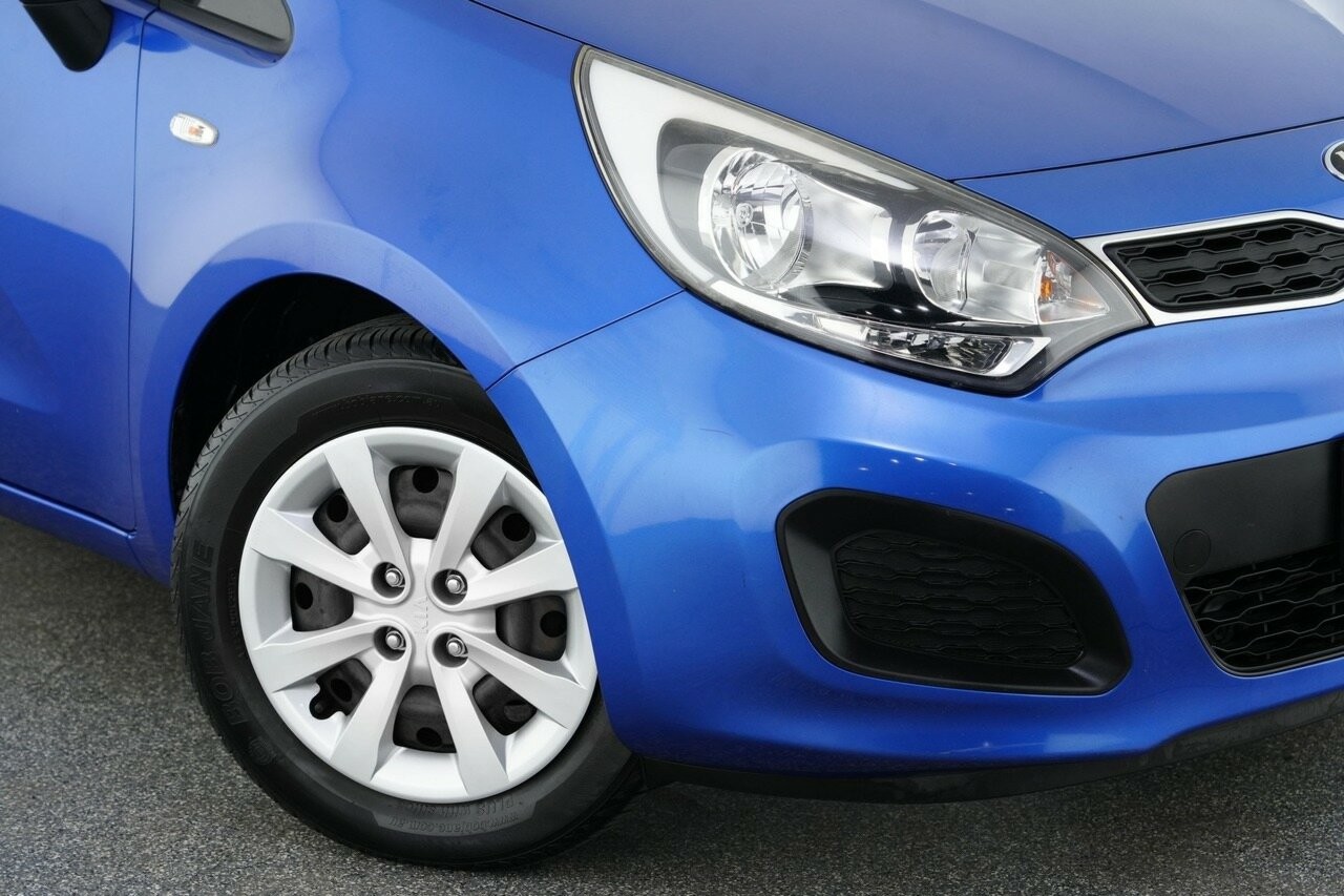 Kia Rio image 2