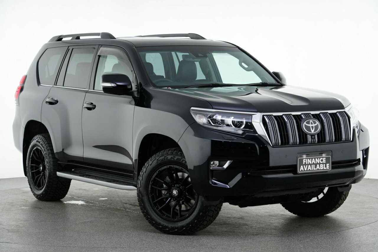 Toyota Landcruiser Prado image 1
