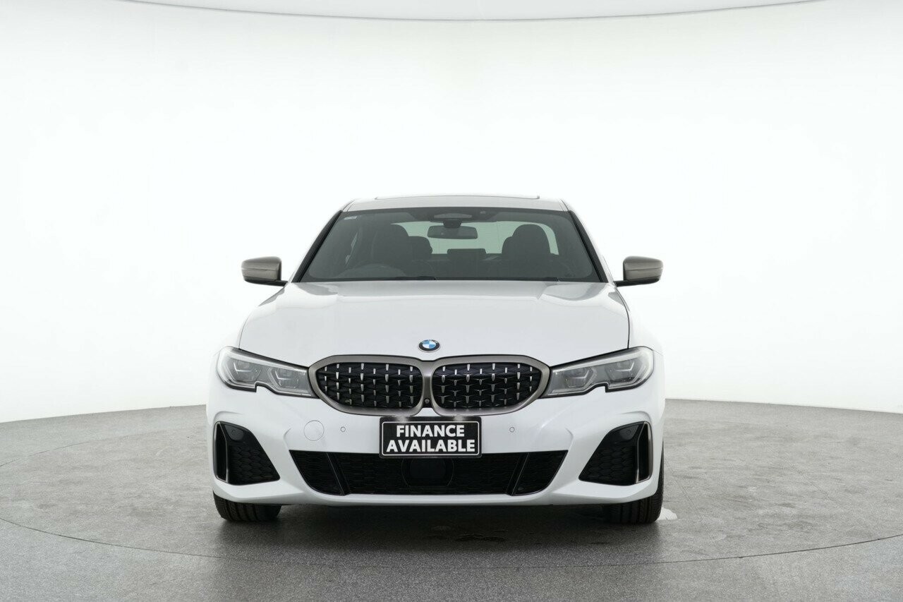 BMW 3 Series image 2