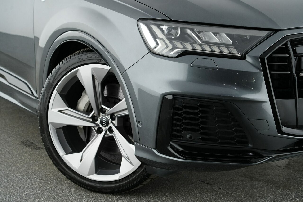 Audi Q7 image 2