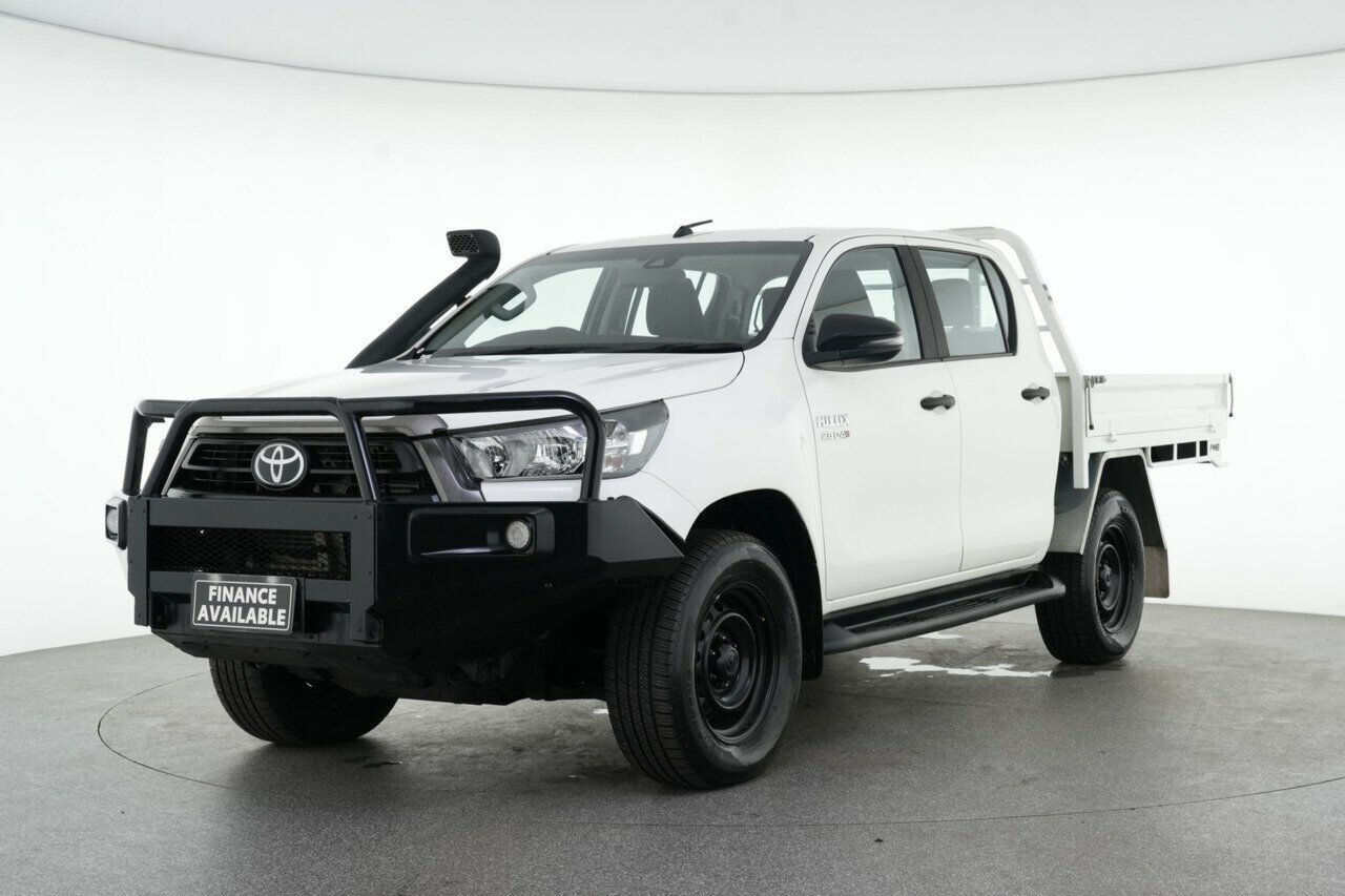 Toyota Hilux image 4
