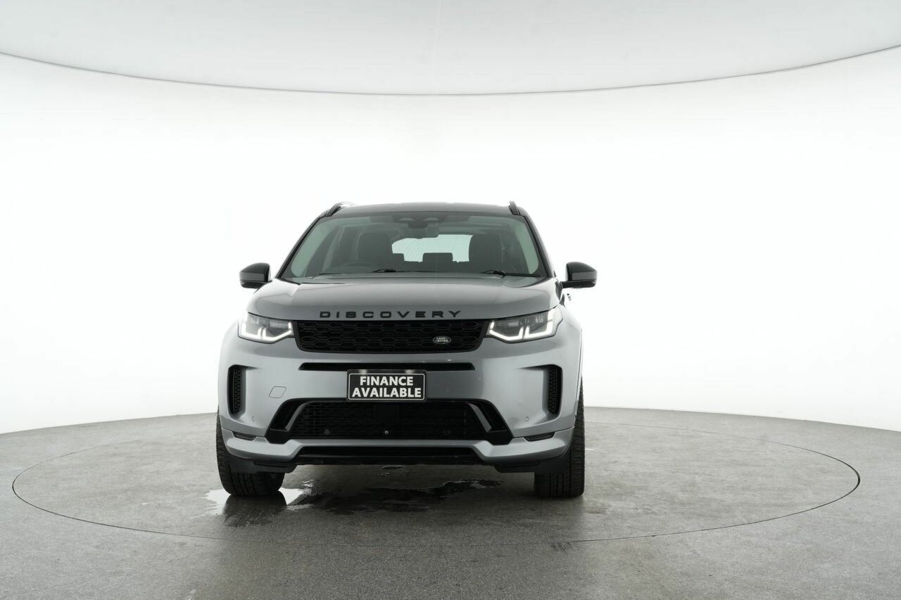 Land Rover Discovery Sport image 2