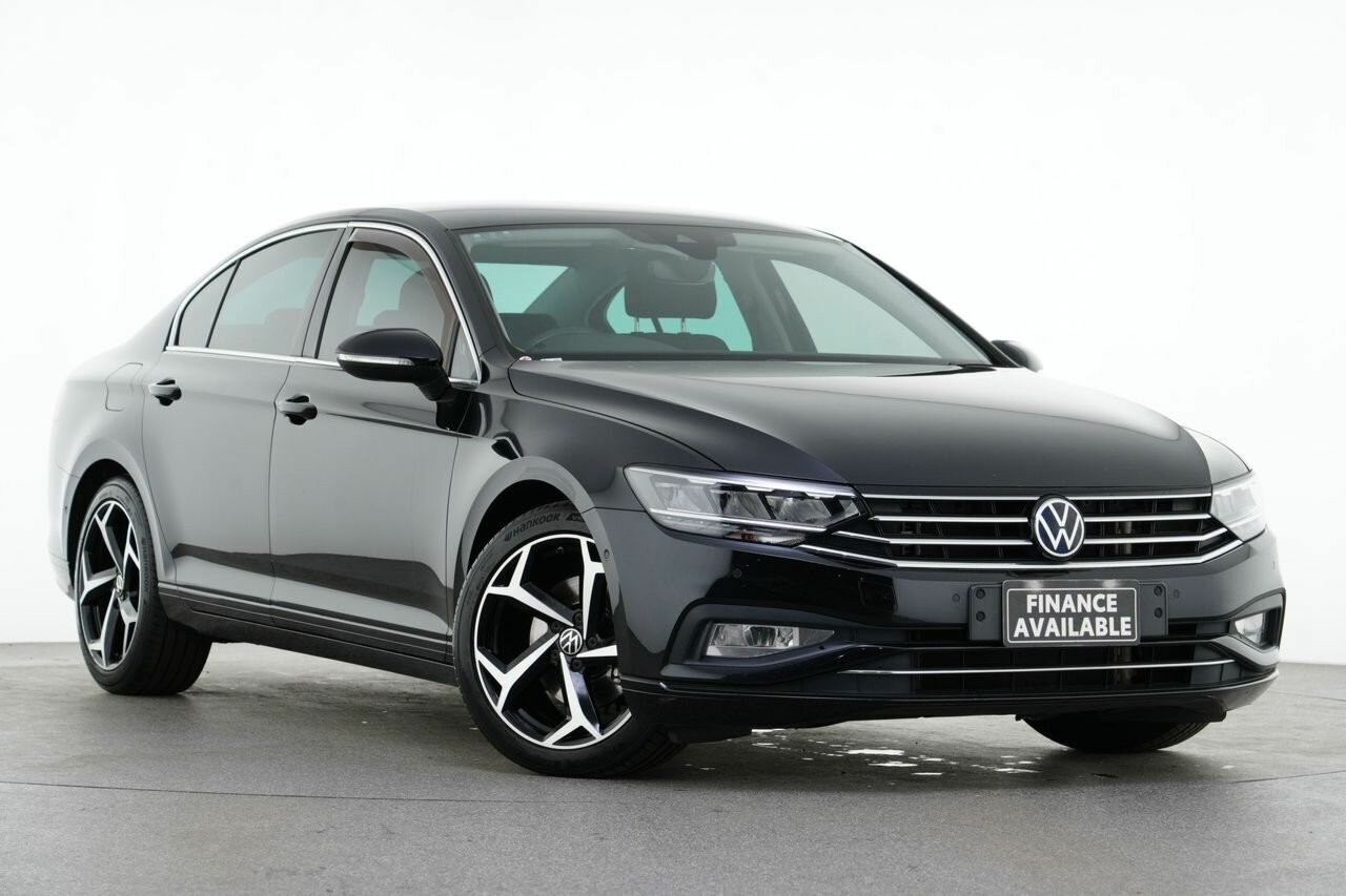 Volkswagen Passat image 1