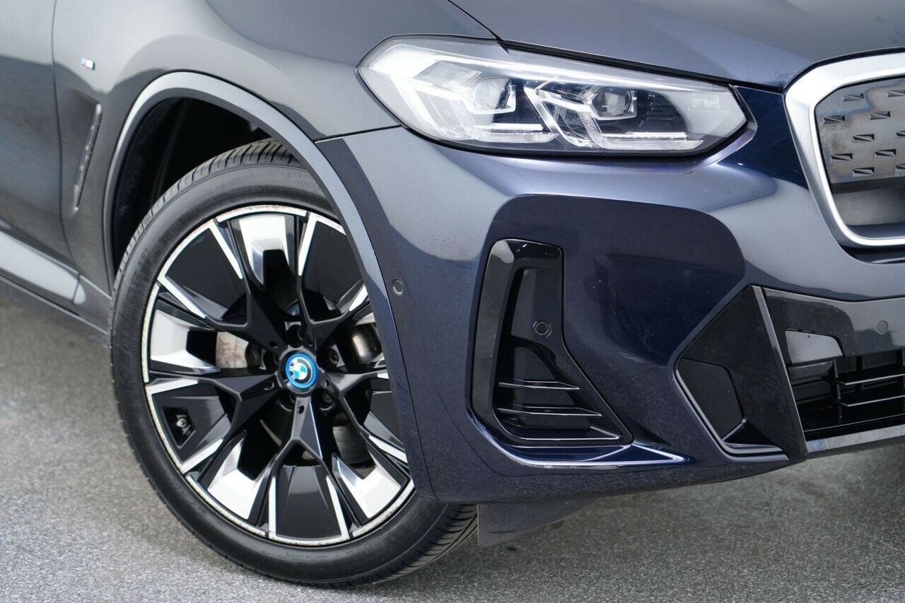 BMW Ix3 image 2