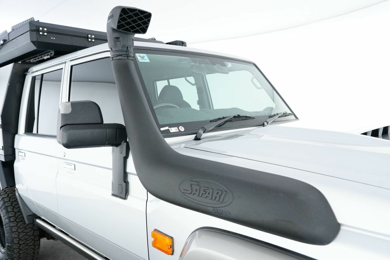 Toyota Landcruiser image 3
