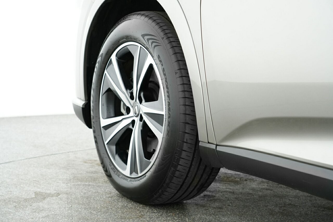 Lexus Rx image 4
