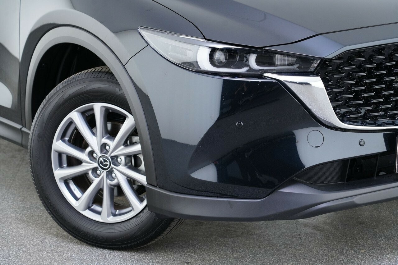 Mazda Cx-5 image 2