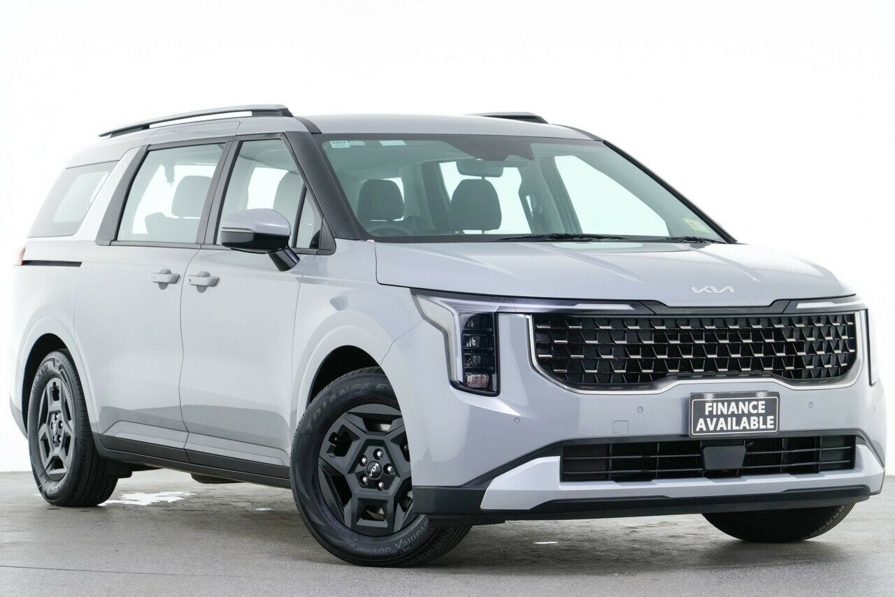 Kia Carnival image 1