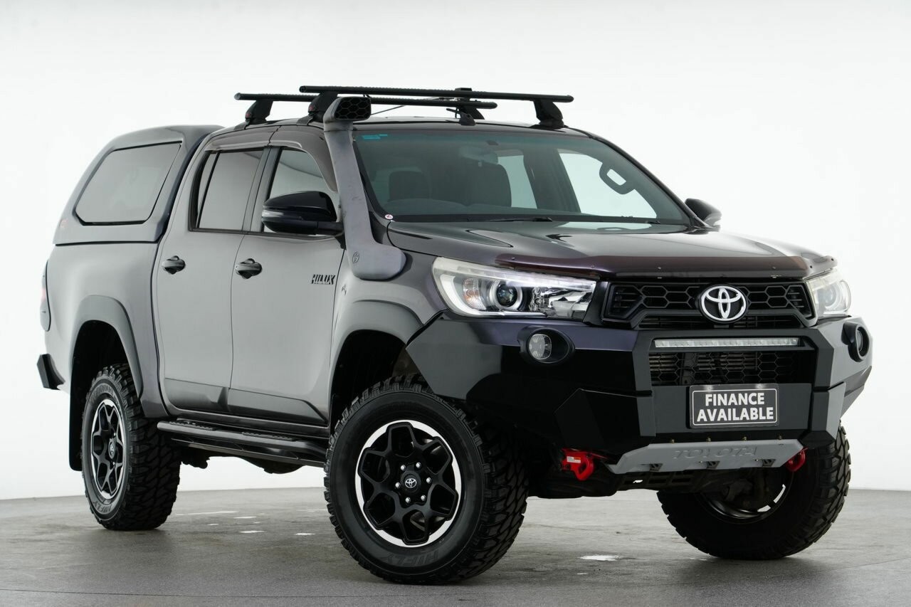 Toyota Hilux image 1