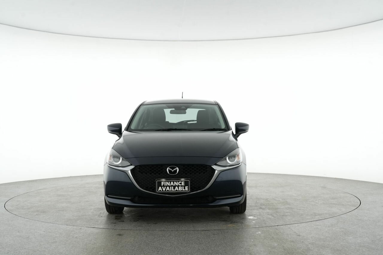 Mazda 2 image 2