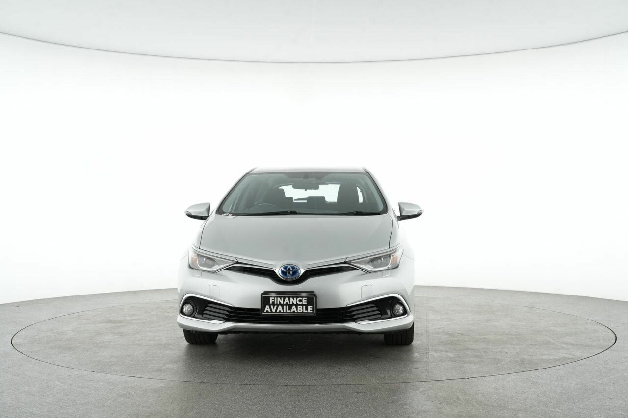 Toyota Corolla image 2