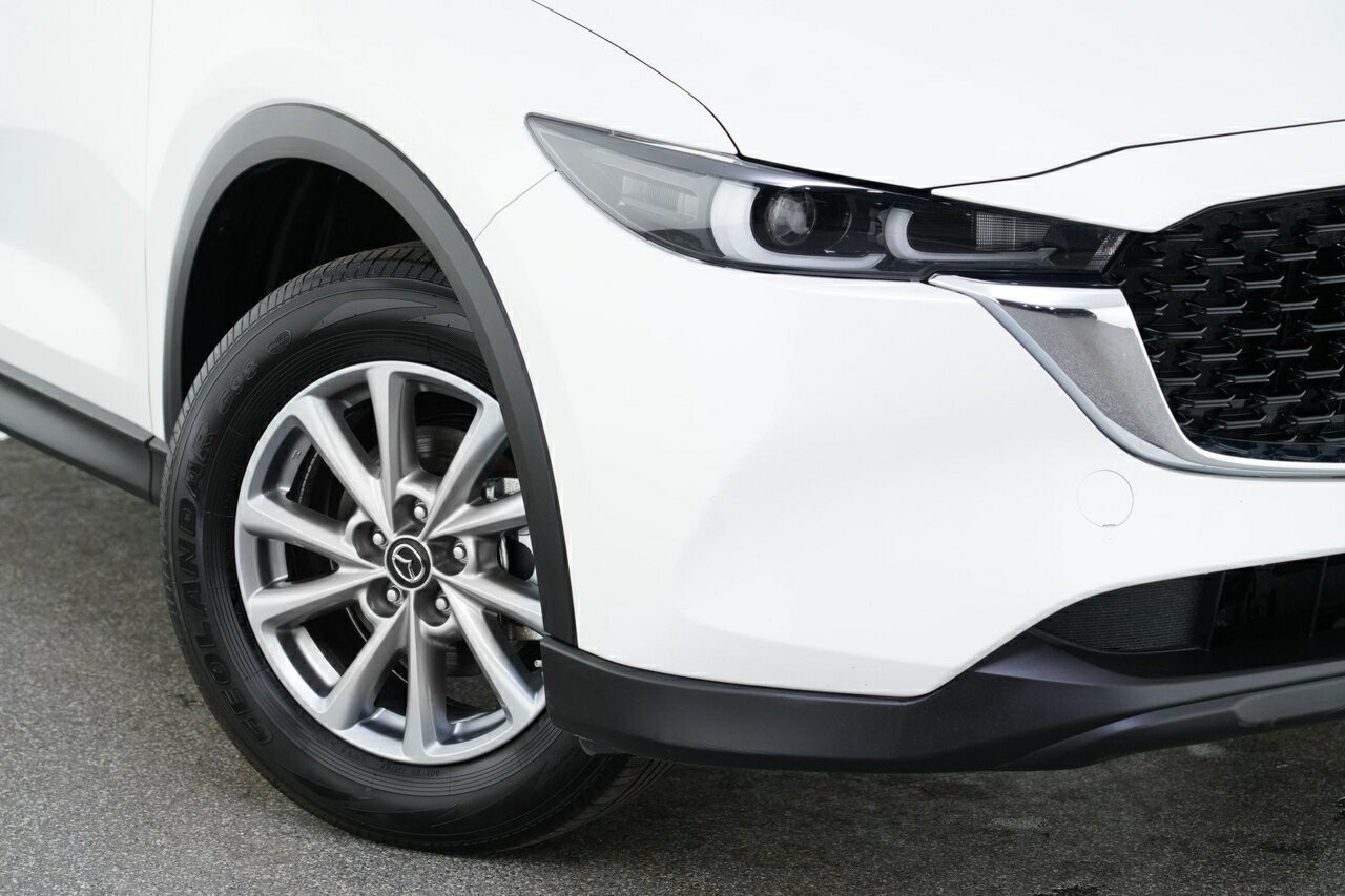Mazda Cx-5 image 2