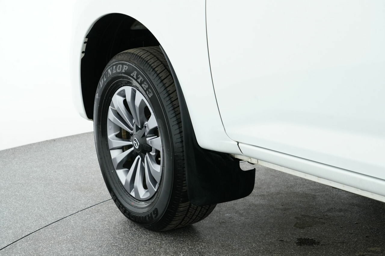 Mazda Bt-50 image 4