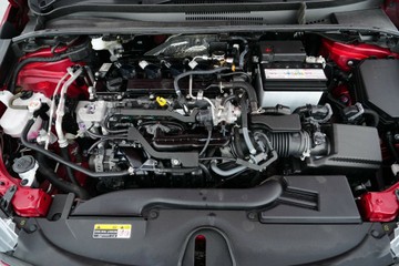 https://vehicle-cdn.autoleague.cloud/30641_U600051_28.jpg