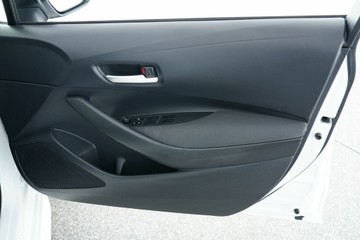 https://vehicle-cdn.autoleague.cloud/30641_U600066_16.jpg