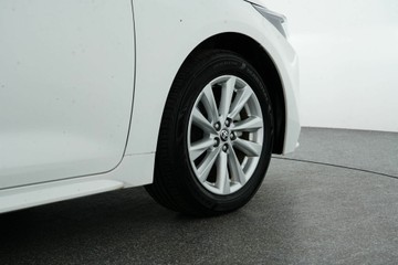 https://vehicle-cdn.autoleague.cloud/30641_U600066_8.jpg