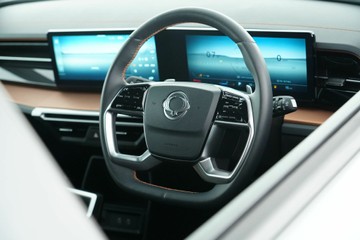 https://vehicle-cdn.autoleague.cloud/30641_U600073_12.jpg
