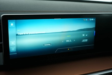 https://vehicle-cdn.autoleague.cloud/30641_U600076_26.jpg