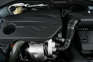 https://vehicle-cdn.autoleague.cloud/30641_U600076_29.jpg