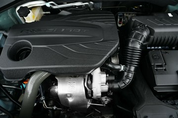 https://vehicle-cdn.autoleague.cloud/30641_U600081_28.jpg