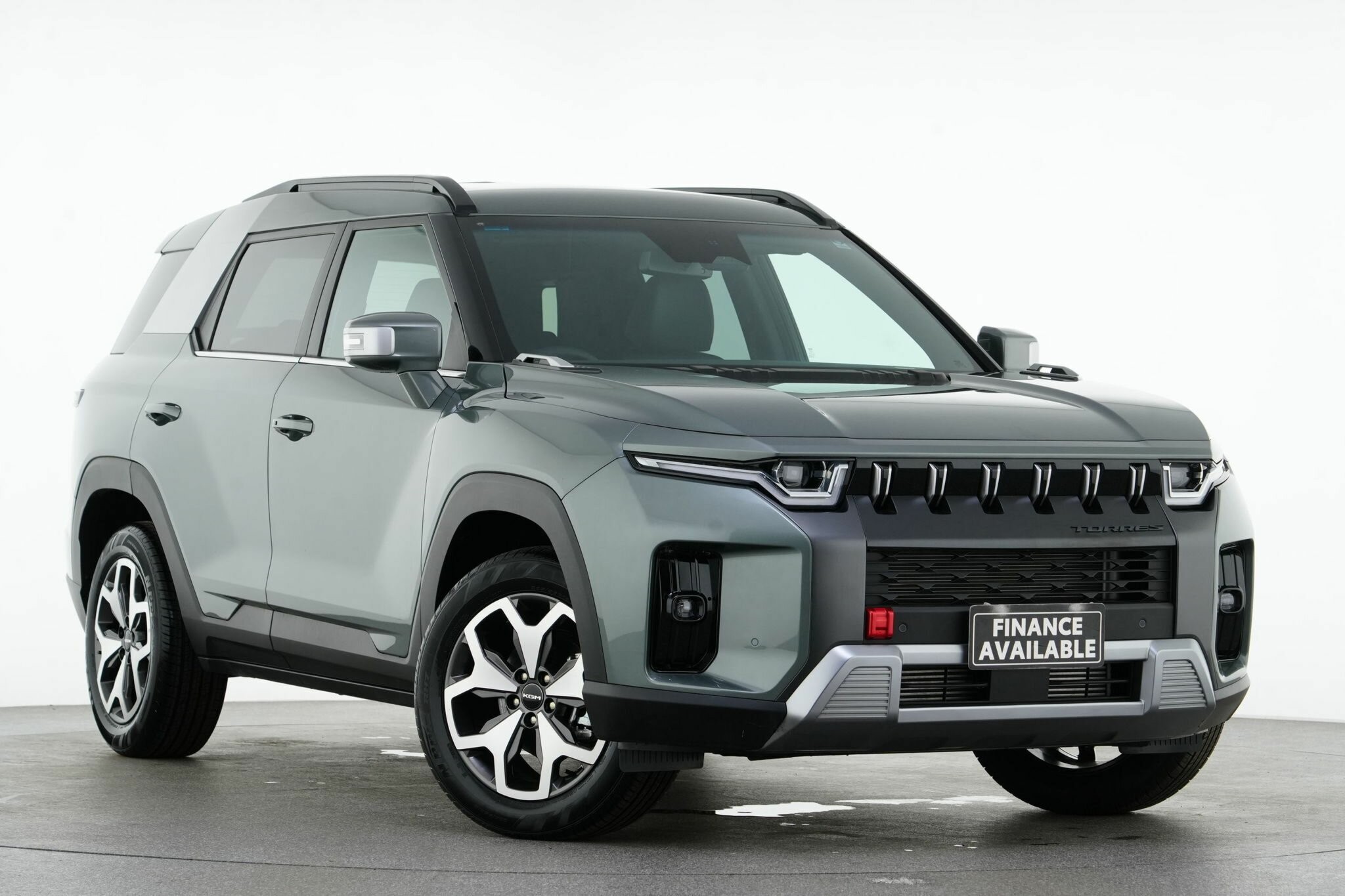 Kgm Ssangyong Torres image 1
