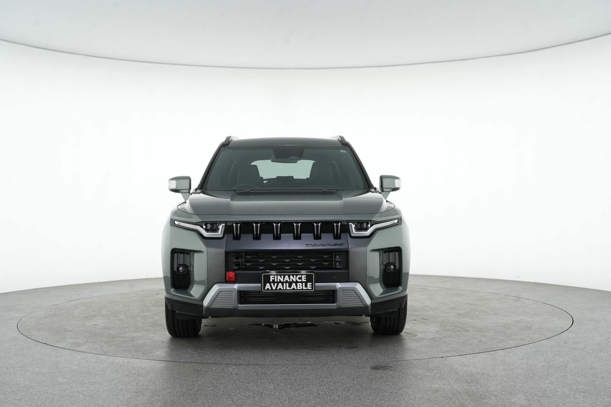 Kgm Ssangyong Torres image 3