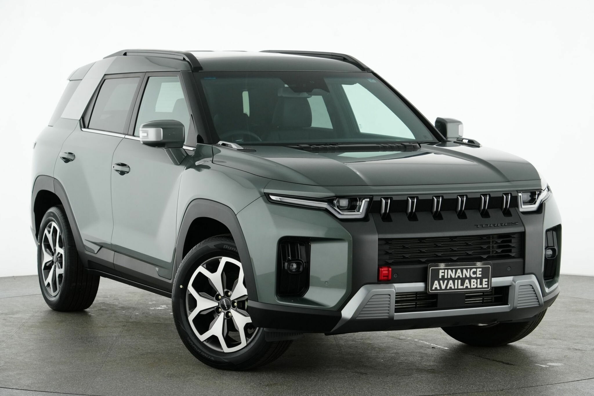 Kgm Ssangyong Torres image 1