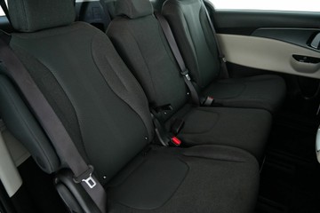 https://vehicle-cdn.autoleague.cloud/30641_U600154_12.jpg