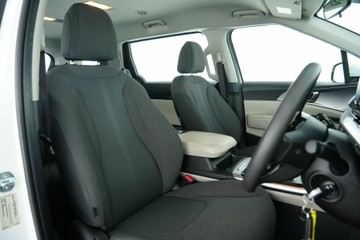 https://vehicle-cdn.autoleague.cloud/30641_U600154_16.jpg