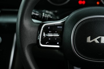 https://vehicle-cdn.autoleague.cloud/30641_U600154_20.jpg