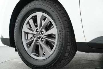 https://vehicle-cdn.autoleague.cloud/30641_U600154_5.jpg
