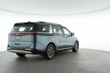 https://vehicle-cdn.autoleague.cloud/30641_U600155_9.jpg