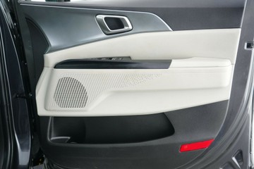 https://vehicle-cdn.autoleague.cloud/30641_U600163_14.jpg