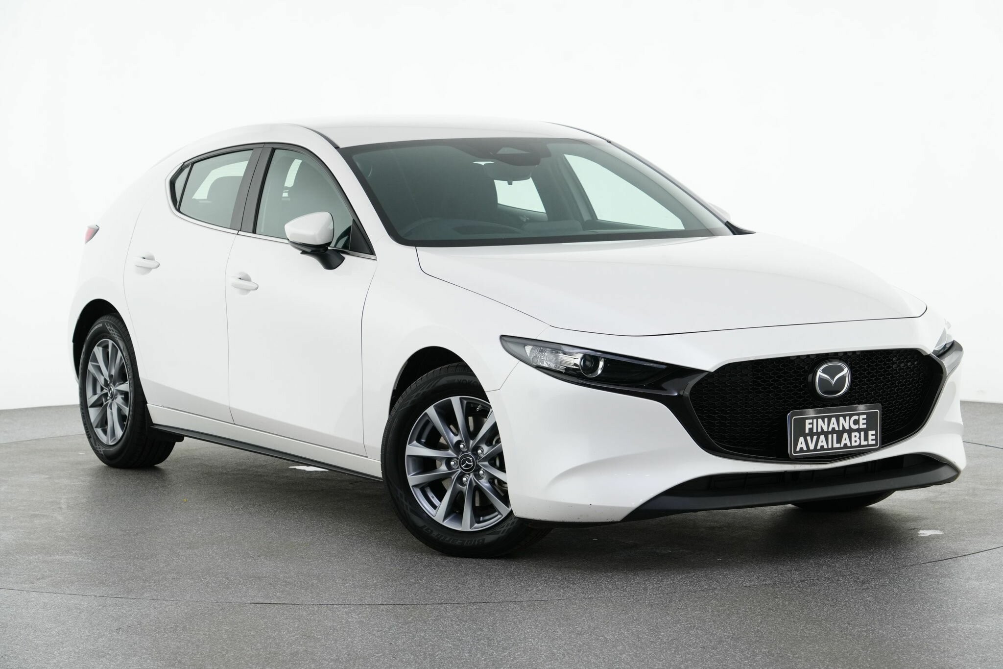 Mazda 3 image 1