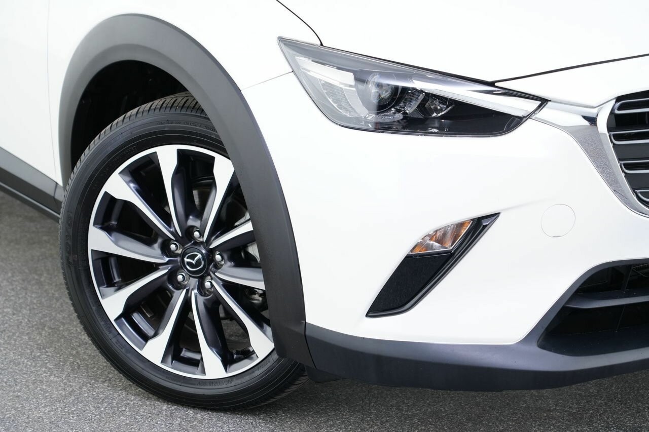 Mazda Cx-3 image 2