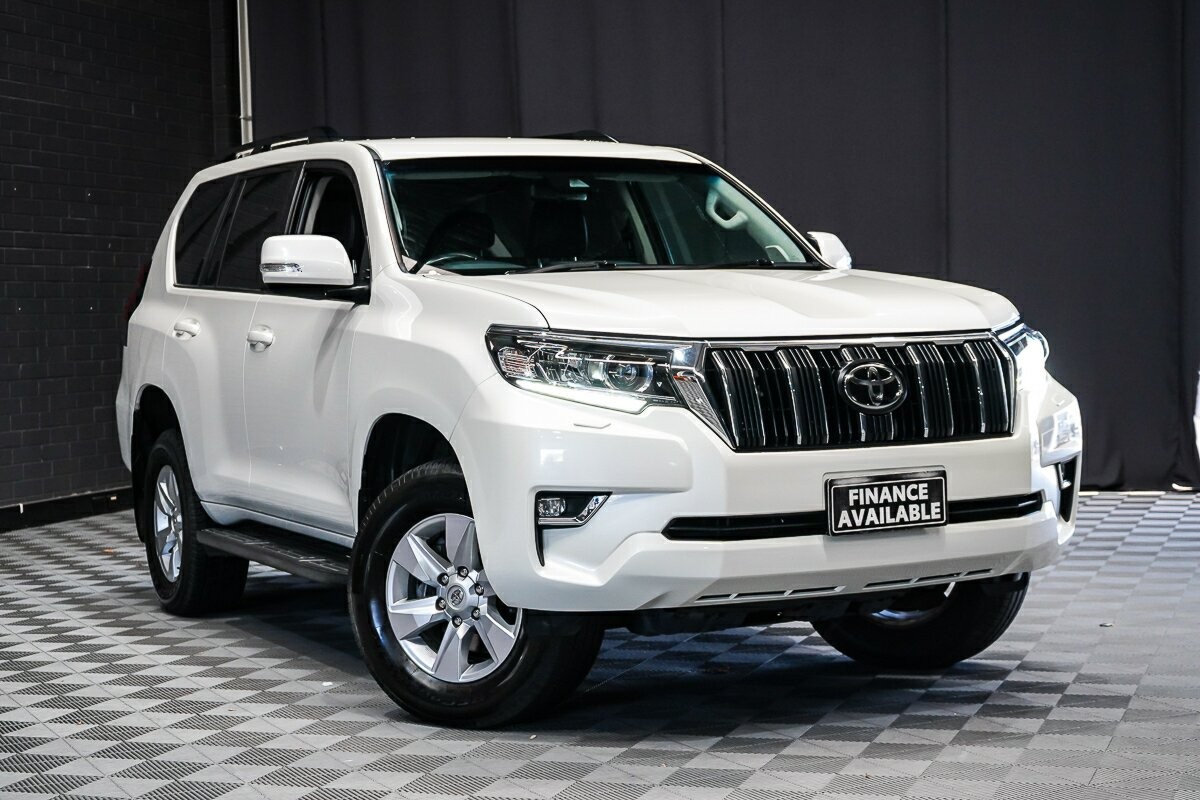 Toyota Landcruiser Prado image 1