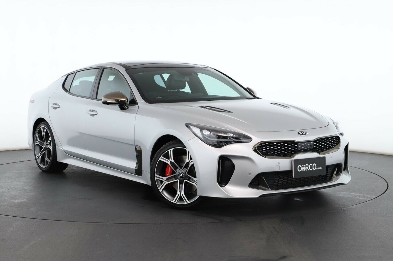 Kia Stinger image 1