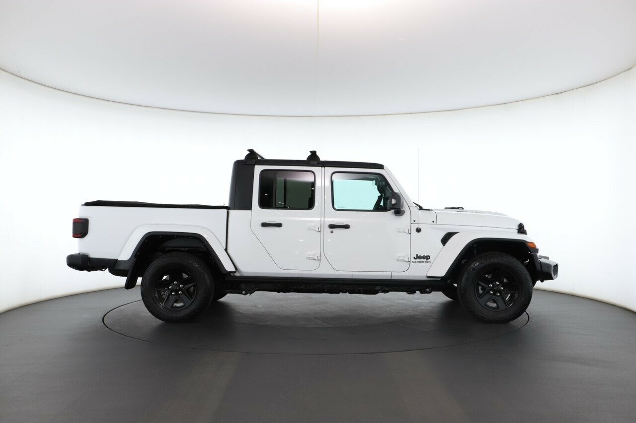 Jeep Gladiator image 2