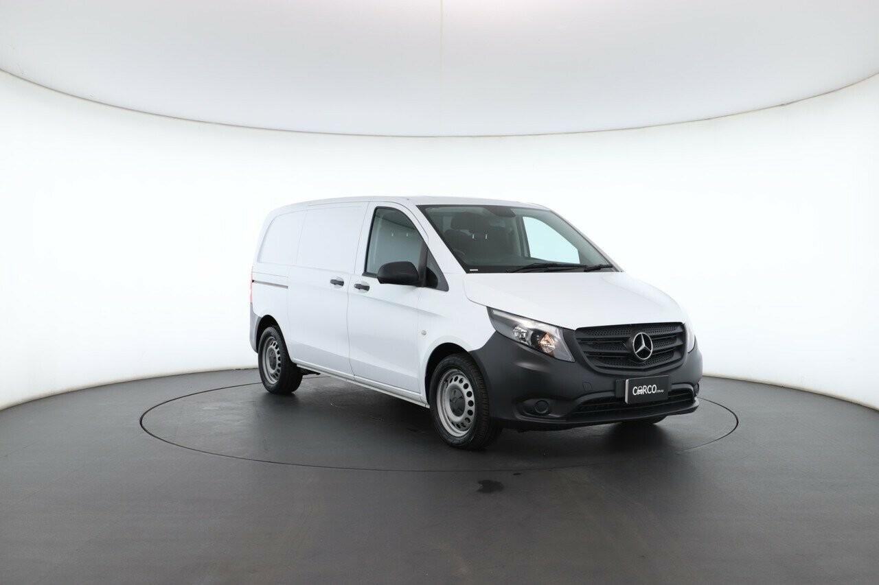 Mercedes Benz Vito image 2