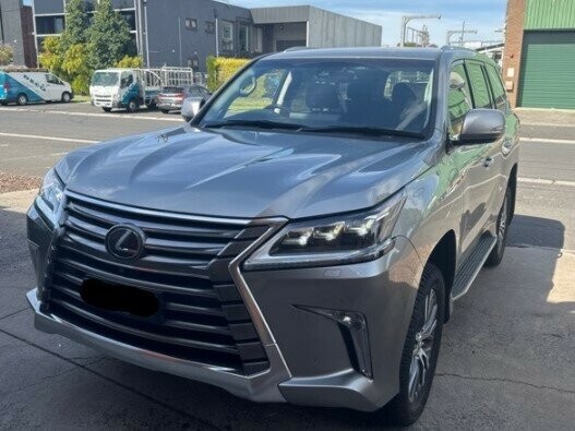 Lexus Lx image 1