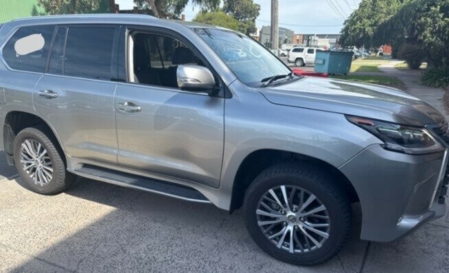 Lexus Lx image 3