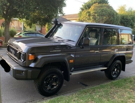 Toyota Landcruiser image 2